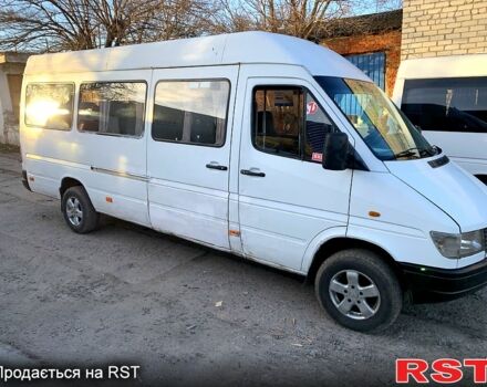 Белый Мерседес Sprinter, объемом двигателя 2.9 л и пробегом 100 тыс. км за 6500 $, фото 1 на Automoto.ua