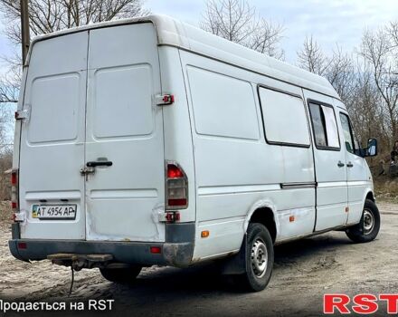 Белый Мерседес Sprinter, объемом двигателя 2.9 л и пробегом 111 тыс. км за 5000 $, фото 2 на Automoto.ua