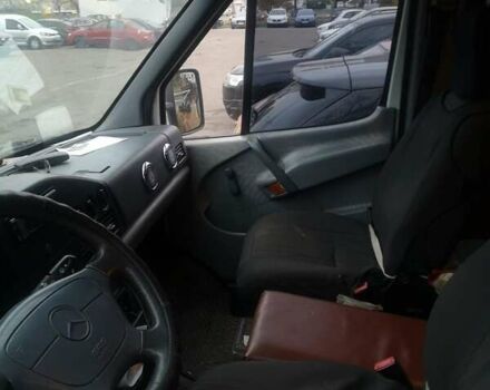 Белый Мерседес Sprinter, объемом двигателя 2.9 л и пробегом 500 тыс. км за 6500 $, фото 3 на Automoto.ua