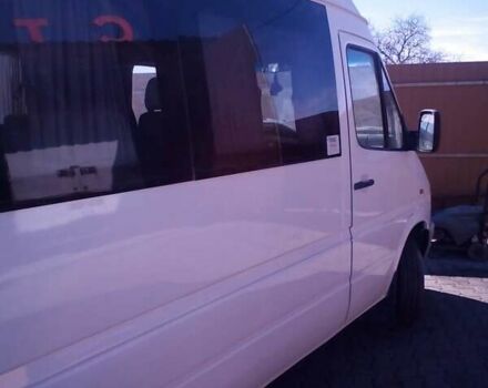 Белый Мерседес Sprinter, объемом двигателя 2.9 л и пробегом 10 тыс. км за 10000 $, фото 3 на Automoto.ua