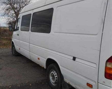 Белый Мерседес Sprinter, объемом двигателя 2.9 л и пробегом 1000 тыс. км за 5727 $, фото 3 на Automoto.ua