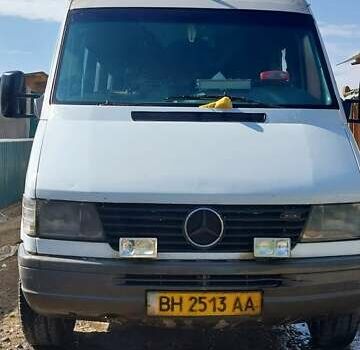 Белый Мерседес Sprinter, объемом двигателя 2.9 л и пробегом 250 тыс. км за 5300 $, фото 5 на Automoto.ua