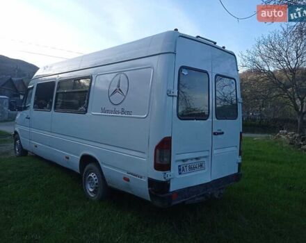 Белый Мерседес Sprinter, объемом двигателя 2.9 л и пробегом 345 тыс. км за 5500 $, фото 3 на Automoto.ua