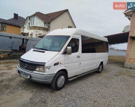 Белый Мерседес Sprinter, объемом двигателя 0 л и пробегом 535 тыс. км за 7500 $, фото 9 на Automoto.ua