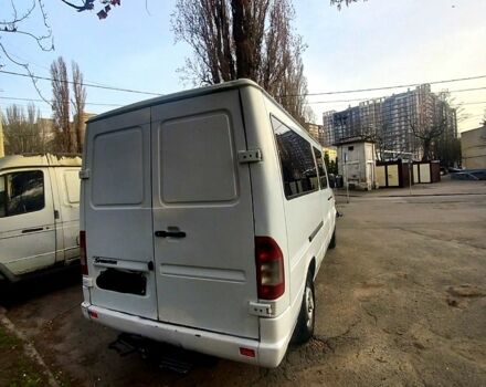 Белый Мерседес Sprinter, объемом двигателя 2.3 л и пробегом 450 тыс. км за 4499 $, фото 4 на Automoto.ua