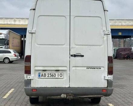 Белый Мерседес Sprinter, объемом двигателя 2.9 л и пробегом 341 тыс. км за 7300 $, фото 3 на Automoto.ua