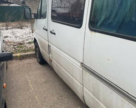 Белый Мерседес Sprinter, объемом двигателя 2.9 л и пробегом 600 тыс. км за 4400 $, фото 3 на Automoto.ua