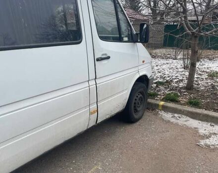 Белый Мерседес Sprinter, объемом двигателя 2.9 л и пробегом 600 тыс. км за 4400 $, фото 1 на Automoto.ua