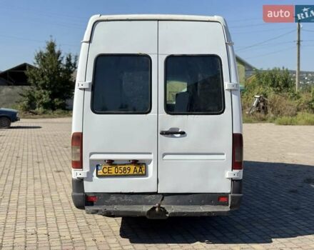 Белый Мерседес Sprinter, объемом двигателя 2.9 л и пробегом 900 тыс. км за 9000 $, фото 4 на Automoto.ua