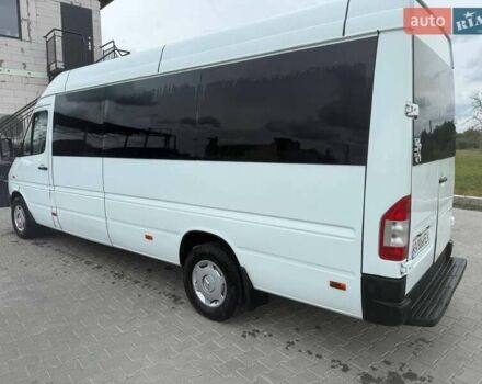 Белый Мерседес Sprinter, объемом двигателя 2.9 л и пробегом 255 тыс. км за 11000 $, фото 7 на Automoto.ua
