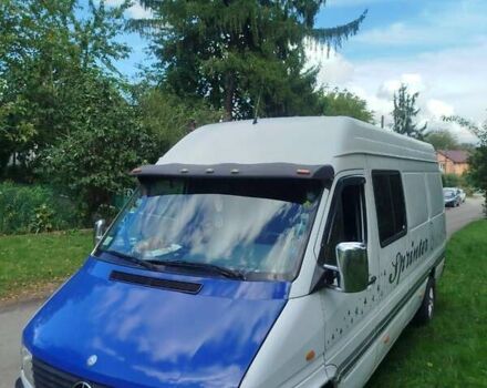 Белый Мерседес Sprinter, объемом двигателя 0 л и пробегом 284 тыс. км за 8500 $, фото 5 на Automoto.ua