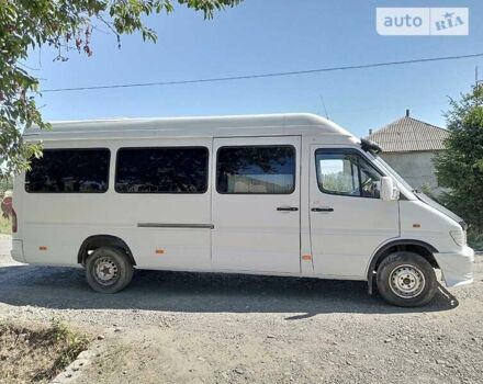 Белый Мерседес Sprinter, объемом двигателя 2.9 л и пробегом 450 тыс. км за 4500 $, фото 5 на Automoto.ua