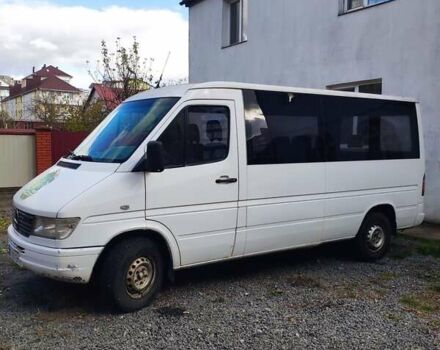 Білий Мерседес Sprinter, об'ємом двигуна 2.3 л та пробігом 591 тис. км за 4200 $, фото 2 на Automoto.ua
