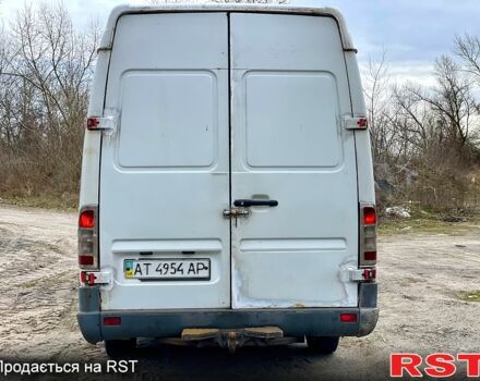 Білий Мерседес Sprinter, об'ємом двигуна 2.9 л та пробігом 111 тис. км за 5000 $, фото 12 на Automoto.ua