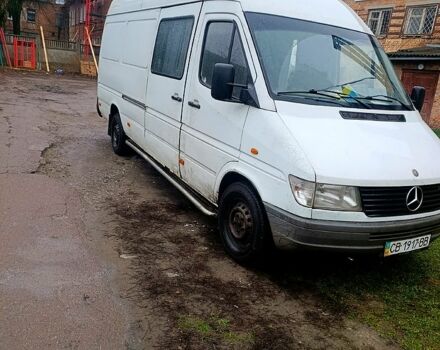 Белый Мерседес Sprinter, объемом двигателя 2.9 л и пробегом 595 тыс. км за 5600 $, фото 1 на Automoto.ua