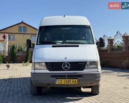 Белый Мерседес Sprinter, объемом двигателя 2.9 л и пробегом 900 тыс. км за 9000 $, фото 1 на Automoto.ua