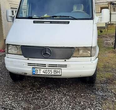 Белый Мерседес Sprinter, объемом двигателя 2.9 л и пробегом 450 тыс. км за 4500 $, фото 14 на Automoto.ua