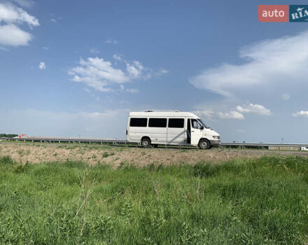 Белый Мерседес Sprinter, объемом двигателя 2.8 л и пробегом 150 тыс. км за 5800 $, фото 10 на Automoto.ua