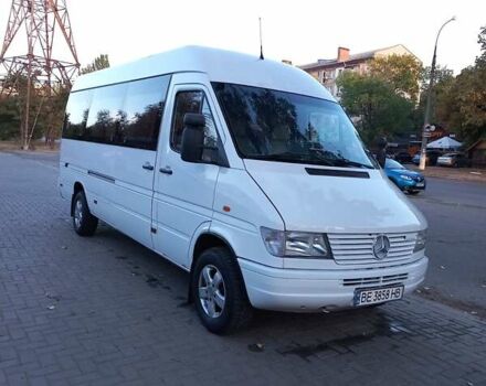 Белый Мерседес Sprinter, объемом двигателя 2.9 л и пробегом 930 тыс. км за 12999 $, фото 1 на Automoto.ua