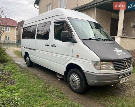 Белый Мерседес Sprinter, объемом двигателя 2.87 л и пробегом 667 тыс. км за 6700 $, фото 15 на Automoto.ua