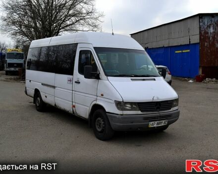 Белый Мерседес Sprinter, объемом двигателя 2.3 л и пробегом 100 тыс. км за 3350 $, фото 2 на Automoto.ua