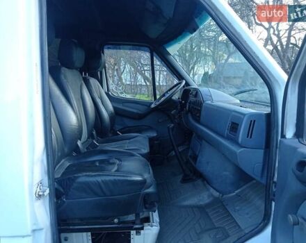 Белый Мерседес Sprinter, объемом двигателя 2.9 л и пробегом 345 тыс. км за 5500 $, фото 4 на Automoto.ua