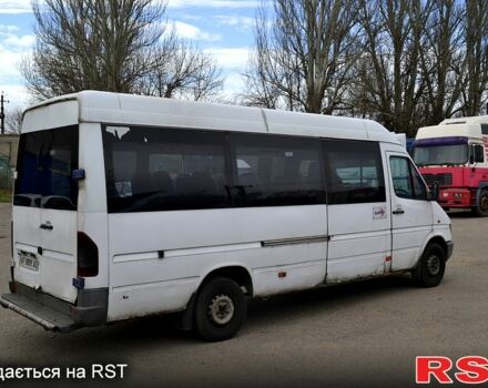 Белый Мерседес Sprinter, объемом двигателя 2.3 л и пробегом 100 тыс. км за 3350 $, фото 4 на Automoto.ua