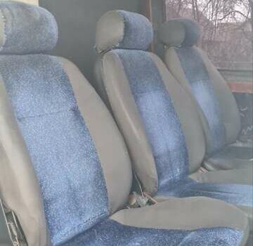 Белый Мерседес Sprinter, объемом двигателя 2.9 л и пробегом 350 тыс. км за 6800 $, фото 4 на Automoto.ua