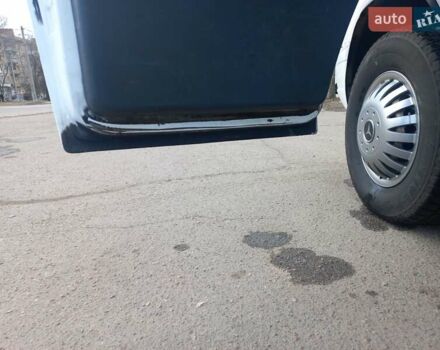 Белый Мерседес Sprinter, объемом двигателя 2.9 л и пробегом 930 тыс. км за 12999 $, фото 18 на Automoto.ua