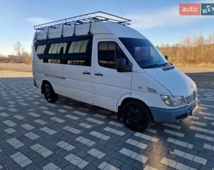 Белый Мерседес Sprinter, объемом двигателя 2.15 л и пробегом 450 тыс. км за 5800 $, фото 1 на Automoto.ua