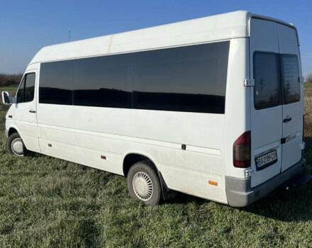 Білий Мерседес Sprinter, об'ємом двигуна 2.15 л та пробігом 700 тис. км за 10000 $, фото 1 на Automoto.ua