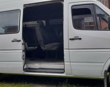 Белый Мерседес Sprinter, объемом двигателя 2.15 л и пробегом 406 тыс. км за 5800 $, фото 4 на Automoto.ua
