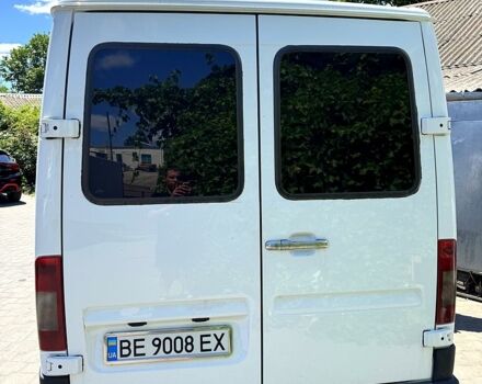 Белый Мерседес Sprinter, объемом двигателя 2.7 л и пробегом 640 тыс. км за 11000 $, фото 4 на Automoto.ua