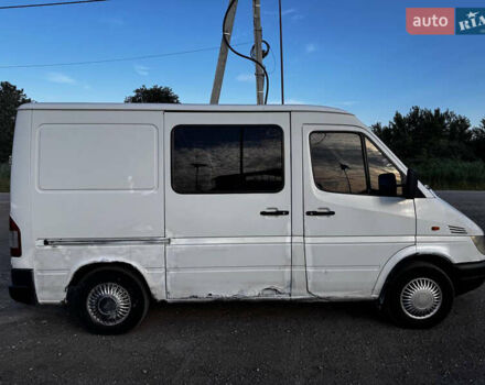 Білий Мерседес Sprinter, об'ємом двигуна 2.15 л та пробігом 585 тис. км за 3900 $, фото 5 на Automoto.ua