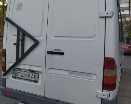 Мерседес Sprinter 2000 в Николаеве на Automoto.ua Белый Мерседес Sprinter, объемом двигателя 0 л и пробегом 400 тыс. км за 8500 $, фото 1 на Automoto.ua