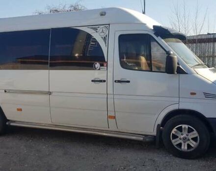 Белый Мерседес Sprinter, объемом двигателя 2.9 л и пробегом 400 тыс. км за 9000 $, фото 1 на Automoto.ua