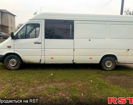 Білий Мерседес Sprinter, об'ємом двигуна 2.7 л та пробігом 654 тис. км за 4800 $, фото 5 на Automoto.ua