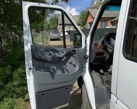 Белый Мерседес Sprinter, объемом двигателя 2.2 л и пробегом 780 тыс. км за 8300 $, фото 8 на Automoto.ua