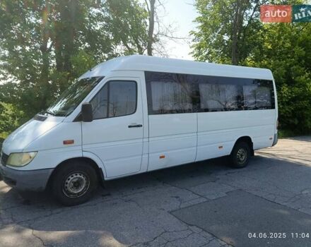 Белый Мерседес Sprinter, объемом двигателя 2.15 л и пробегом 200 тыс. км за 8500 $, фото 2 на Automoto.ua