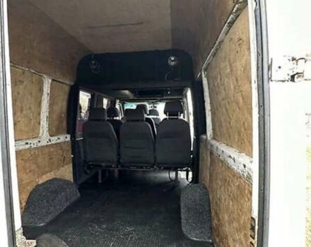 Белый Мерседес Sprinter, объемом двигателя 2.69 л и пробегом 390 тыс. км за 8600 $, фото 5 на Automoto.ua