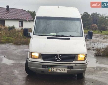 Белый Мерседес Sprinter, объемом двигателя 2.87 л и пробегом 238 тыс. км за 4200 $, фото 7 на Automoto.ua