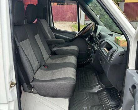 Білий Мерседес Sprinter, об'ємом двигуна 2.7 л та пробігом 478 тис. км за 7980 $, фото 12 на Automoto.ua