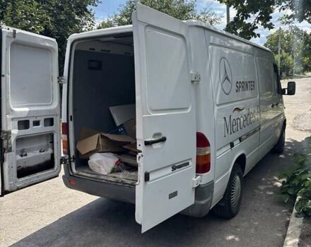 Белый Мерседес Sprinter, объемом двигателя 0 л и пробегом 231 тыс. км за 8000 $, фото 28 на Automoto.ua