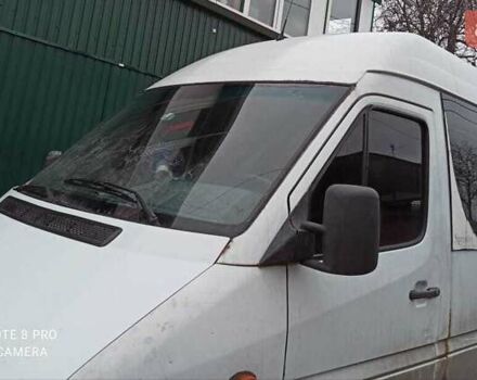 Белый Мерседес Sprinter, объемом двигателя 2.9 л и пробегом 500 тыс. км за 3500 $, фото 1 на Automoto.ua