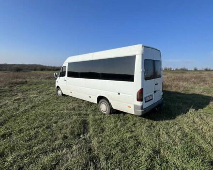 Білий Мерседес Sprinter, об'ємом двигуна 2.15 л та пробігом 700 тис. км за 10000 $, фото 6 на Automoto.ua
