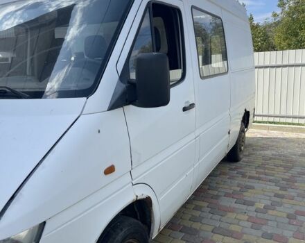 Белый Мерседес Sprinter, объемом двигателя 0 л и пробегом 285 тыс. км за 2500 $, фото 1 на Automoto.ua