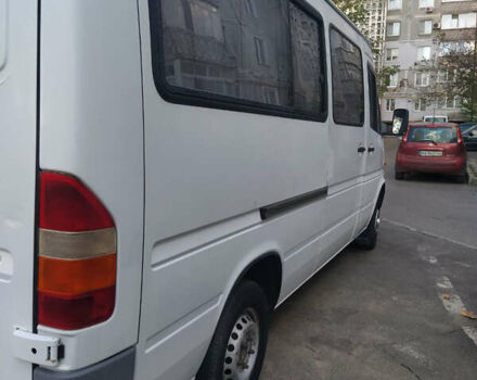 Мерседес Sprinter 2000 в Николаеве на Automoto.ua Белый Мерседес Sprinter, объемом двигателя 0 л и пробегом 400 тыс. км за 8500 $, фото 5 на Automoto.ua