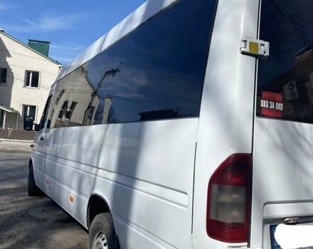 Белый Мерседес Sprinter, объемом двигателя 2.1 л и пробегом 405 тыс. км за 9500 $, фото 4 на Automoto.ua