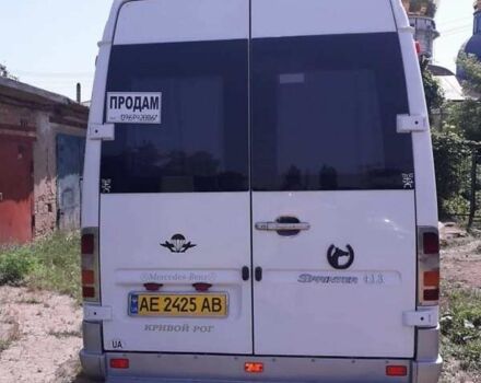 Мерседес Sprinter 2001 у Кривому Розі на Automoto.ua Білий Мерседес Sprinter, об'ємом двигуна 2.15 л та пробігом 113 тис. км за 13000 $, фото 2 на Automoto.ua