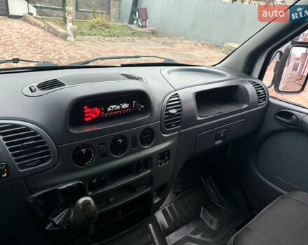 Белый Мерседес Sprinter, объемом двигателя 2.69 л и пробегом 600 тыс. км за 9250 $, фото 30 на Automoto.ua